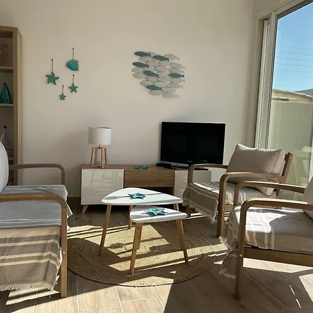 T2 Avec Cabine, Terrasse Et Climatisation A Saint Pierre La - Fr-1-229d-156 Fleury (Aude)